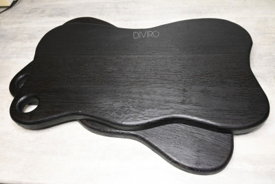Чёрный поднос из обожжённого дуба, 50×30 см от мастерской DIVIRO